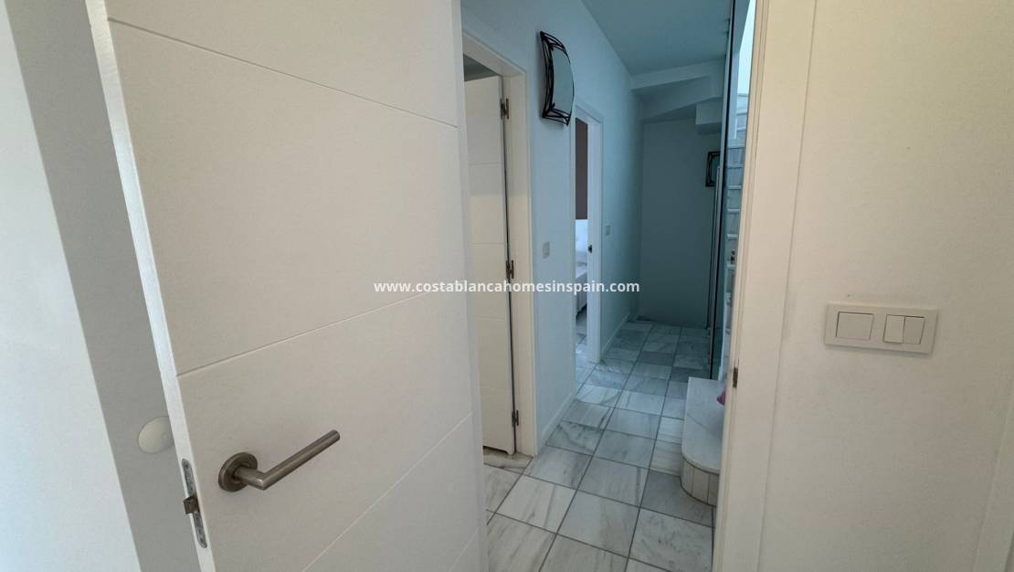 Revente - Bungalow - Torrevieja - Aguas Nuevas