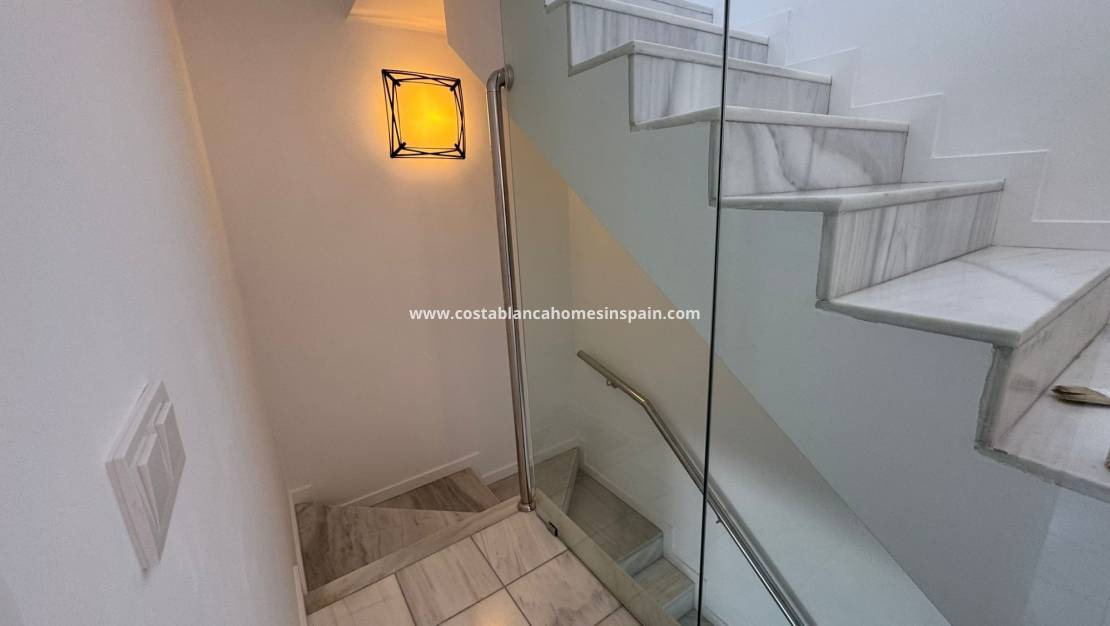 Revente - Bungalow - Torrevieja - Aguas Nuevas