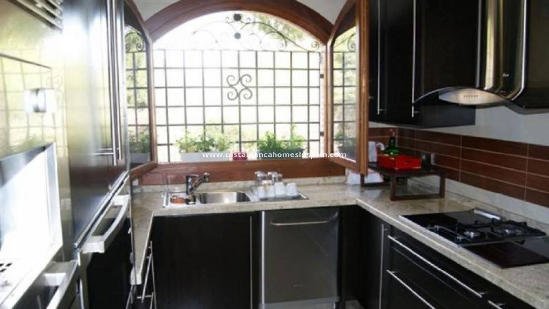 Revente -  - Campoamor