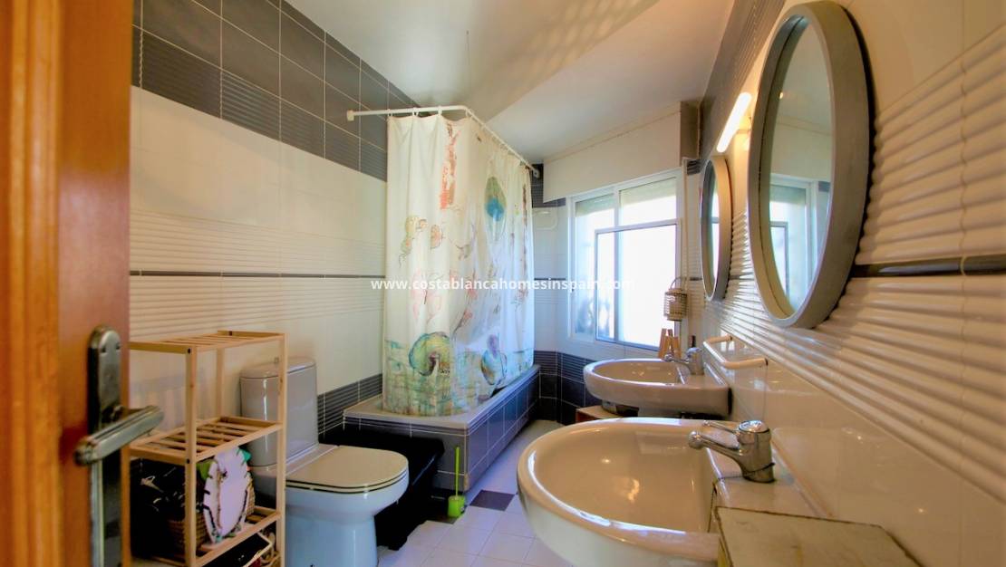 Revente -  - Campoamor