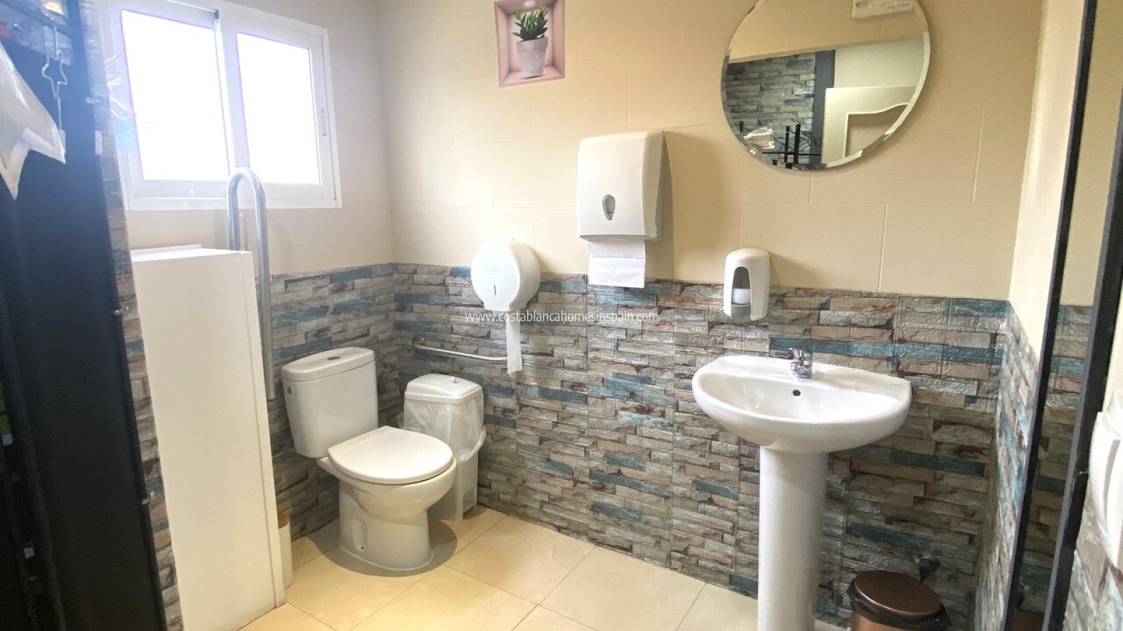 Revente - Commercial - Algorfa - Inland