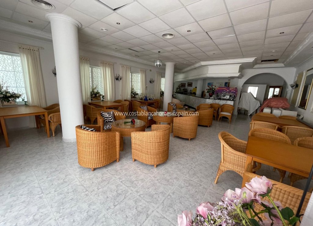Revente - Commercial - Guardamar del Segura - Guardamar Playa
