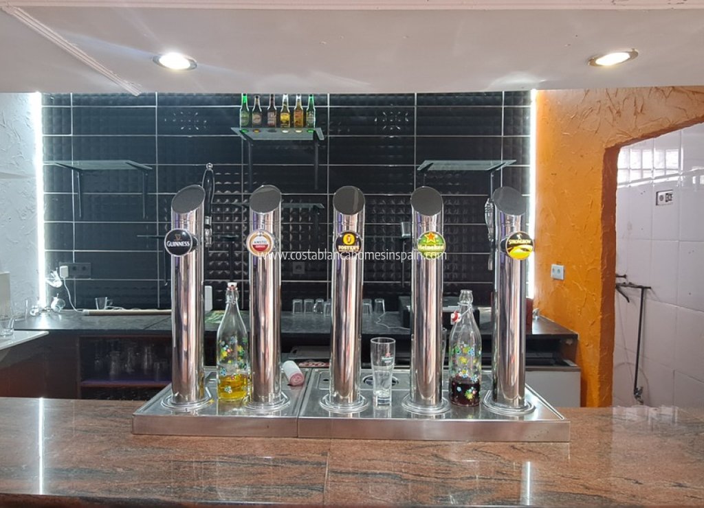 Revente - Commercial - Los Dolces - Inland