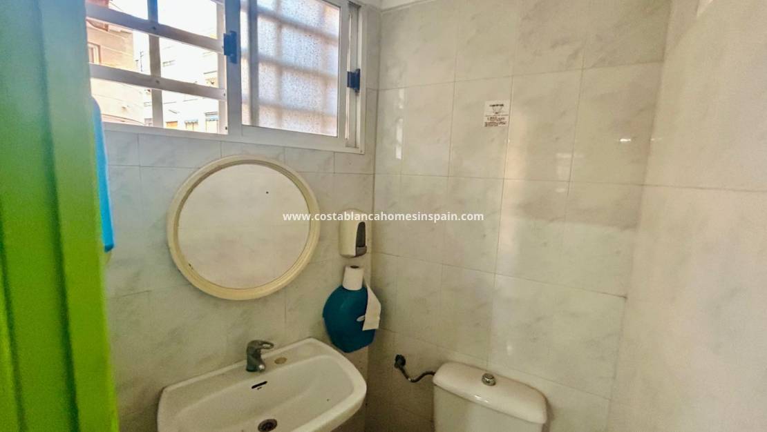 Revente - Commercial - Torrevieja - Center Torrevieja