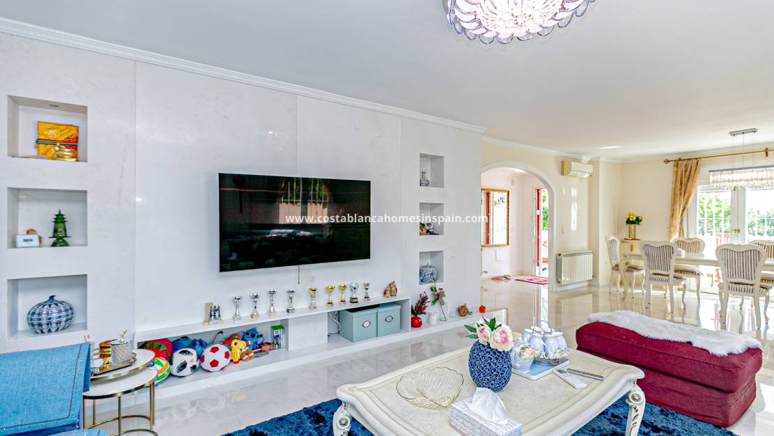 Revente - Detached Villa - Campoamor - Costa Blanca