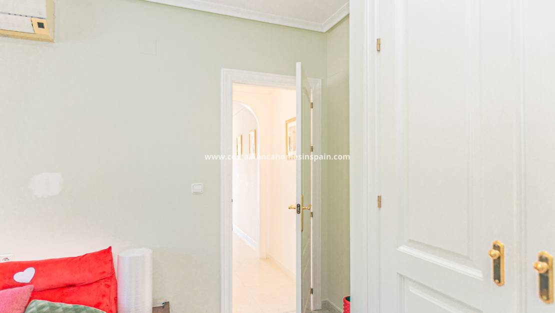 Revente - Detached Villa - Campoamor - Costa Blanca