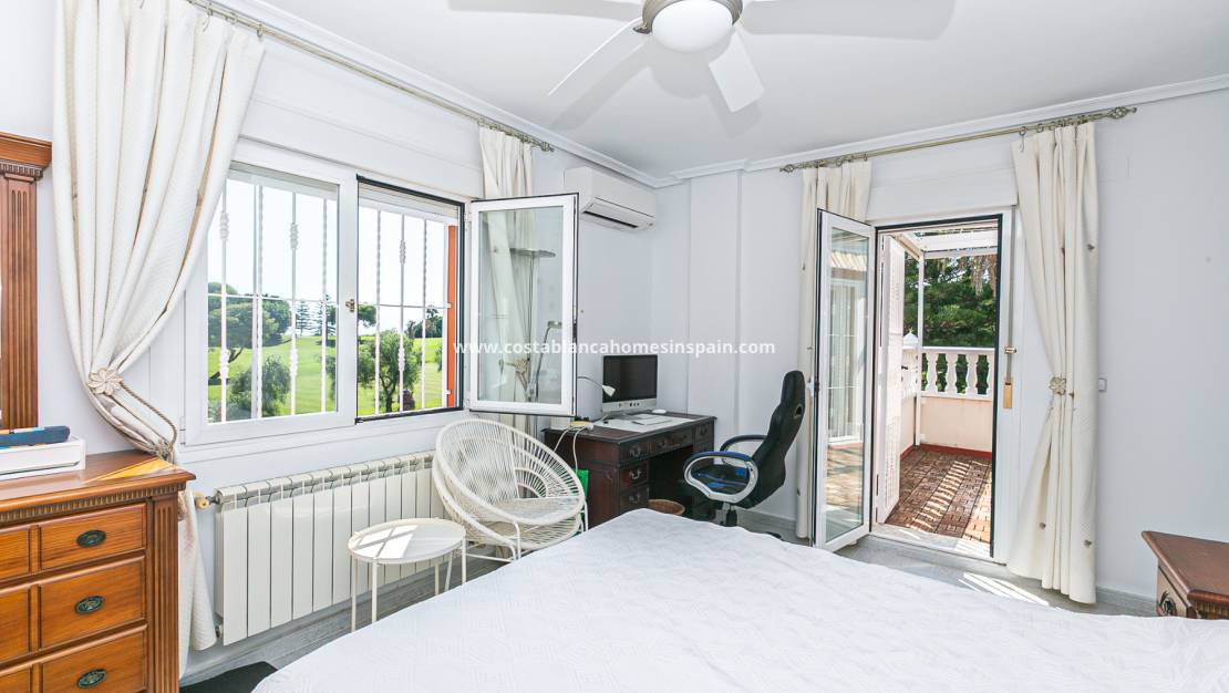 Revente - Detached Villa - Campoamor - Costa Blanca