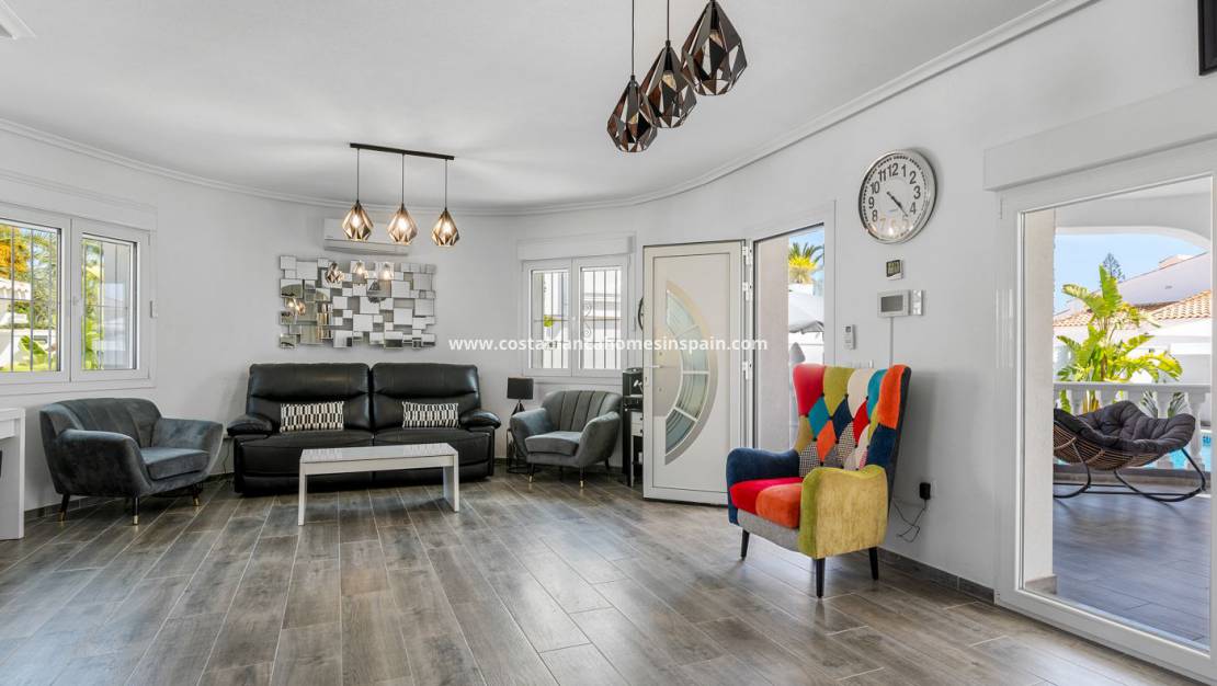 Revente - Detached Villa - Playa Flamenca - Costa Blanca South