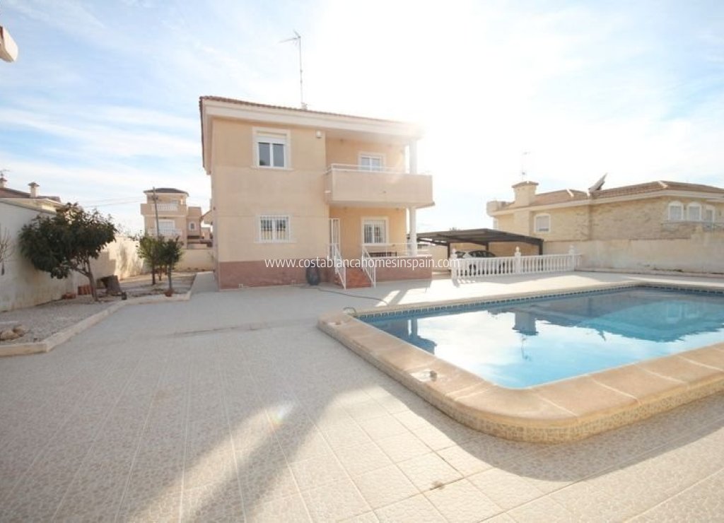 Revente - Detached Villa - Torrevieja - Aguas Nuevas