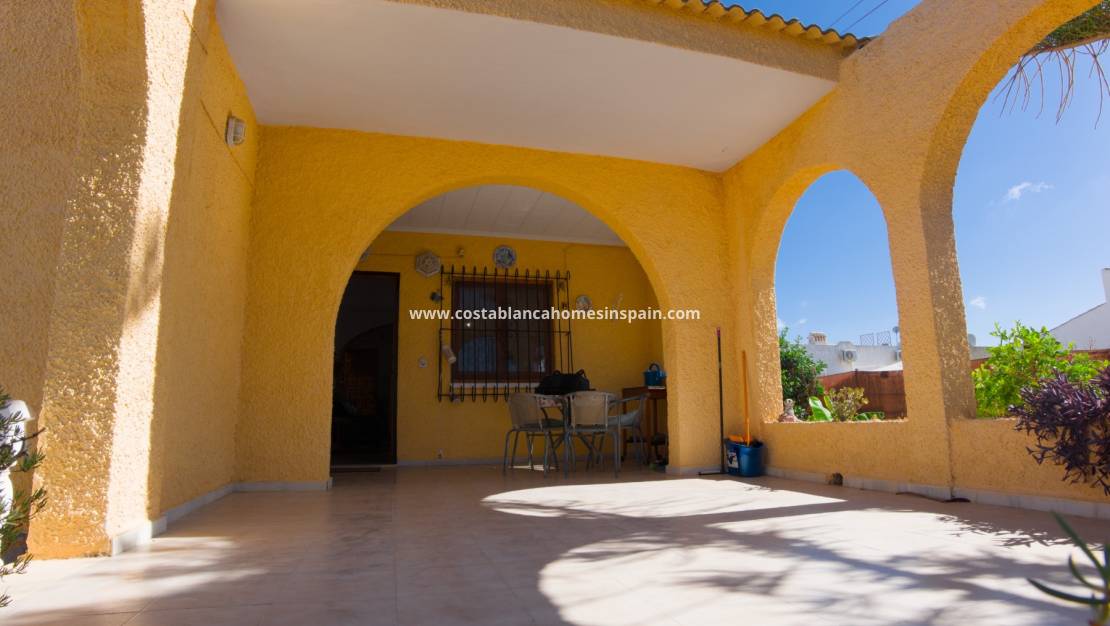 Revente - Detached Villa - Torrevieja - La Siesta - El Salado -  Torreta