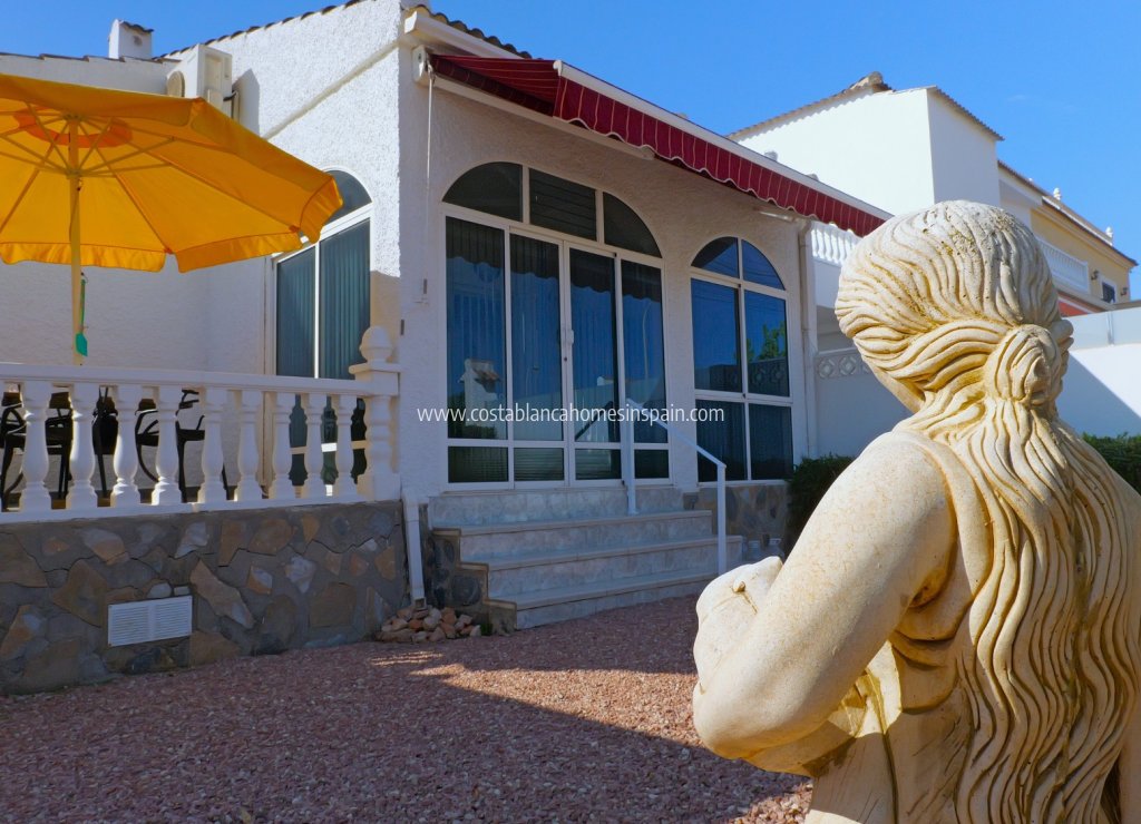 Revente - Detached Villa - Torrevieja - Urbanización San Luis