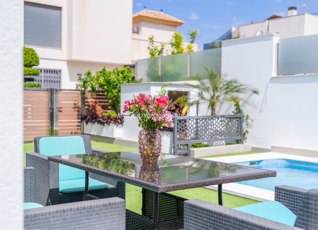 Revente - Detached Villa - Torrevieja