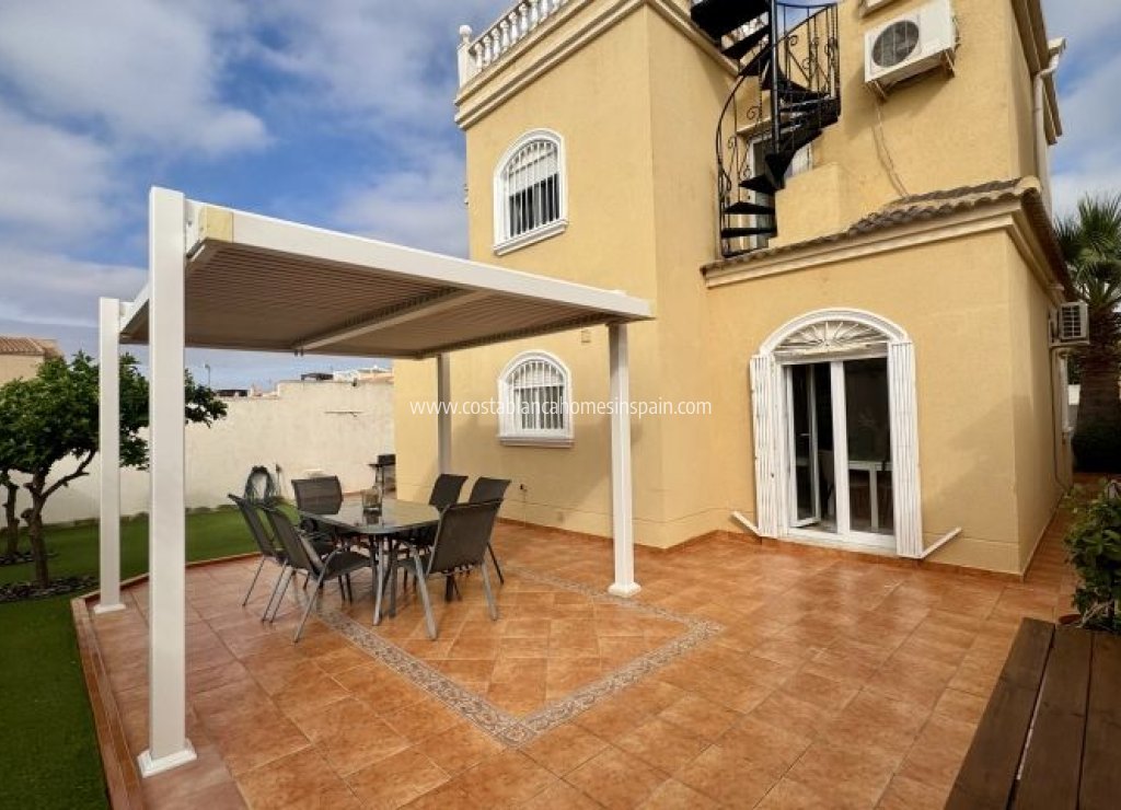 Revente - Detached Villa - Torrevieja