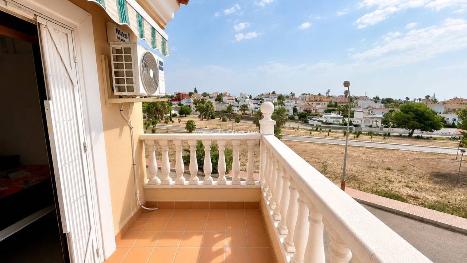 Revente - Detached Villa - Villamartin - BLUE LAGOON