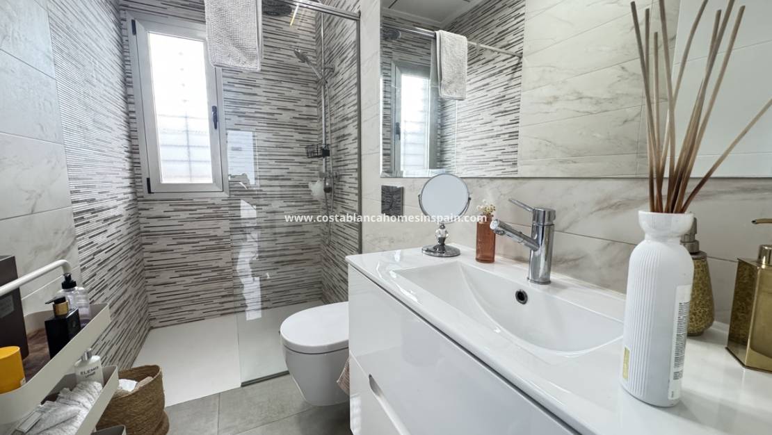 Revente - Detached Villa - Villamartin - Pau 26