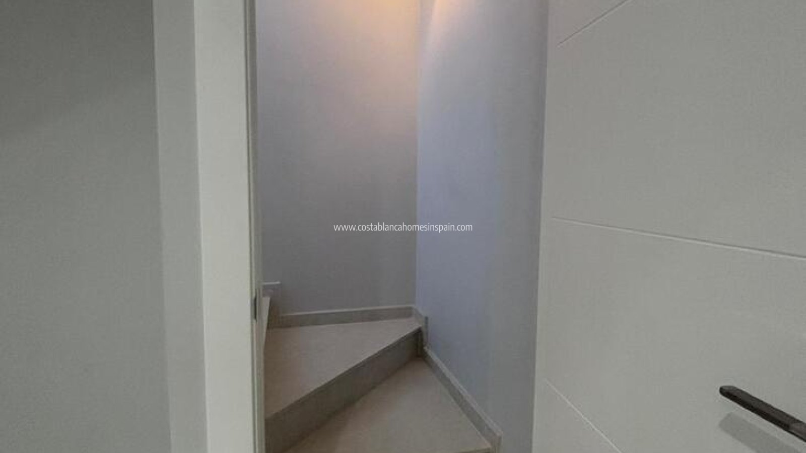 Revente - Detached Villa - Villamartin - Pau 8