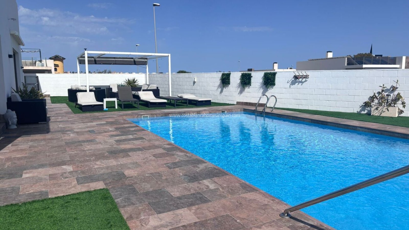 Revente - Detached Villa - Villamartin - Pau 8