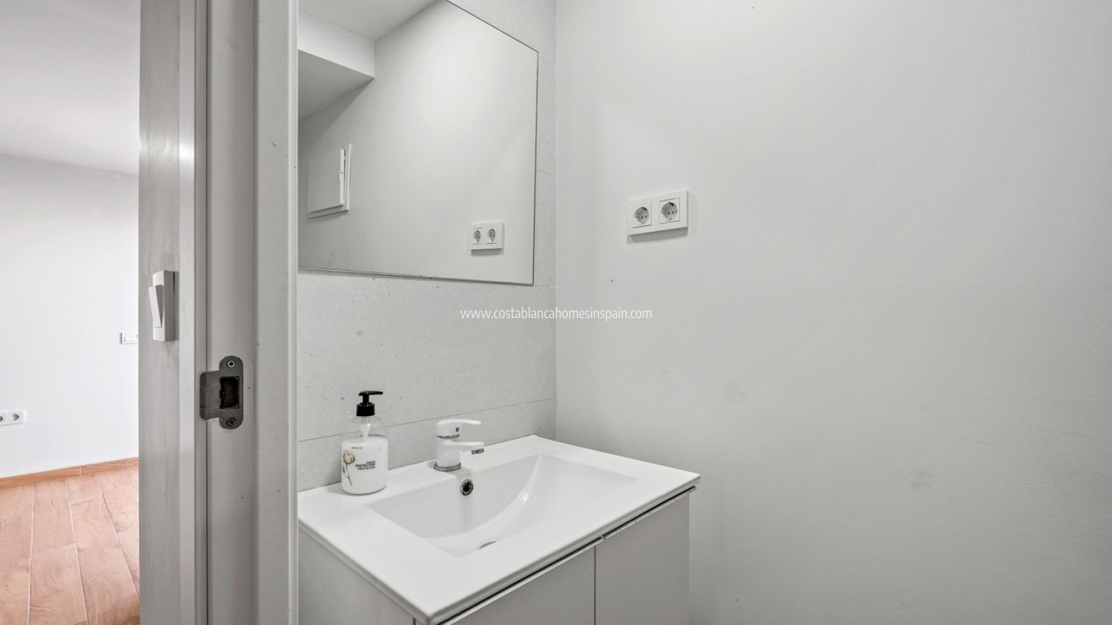 Revente - Detached Villa - Villamartin