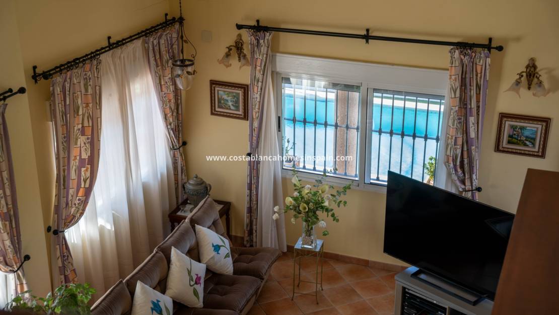 Revente - Finca - Orihuela