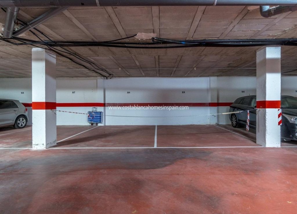 Revente - Garage - Campoamor