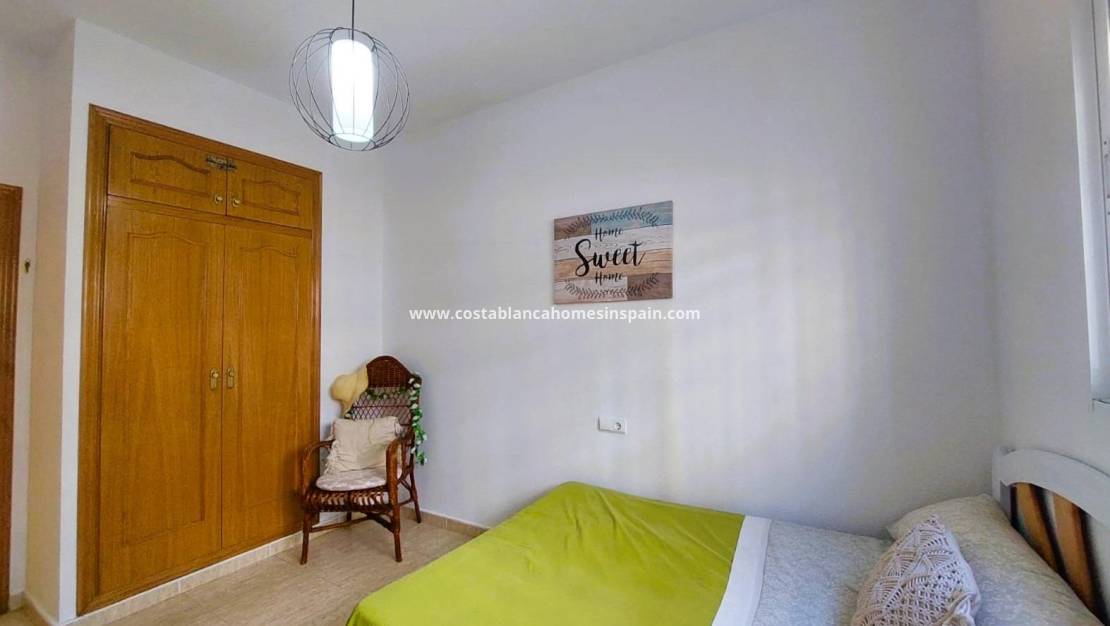 Revente - Ground Floor - Torrevieja - Playa de los Locos