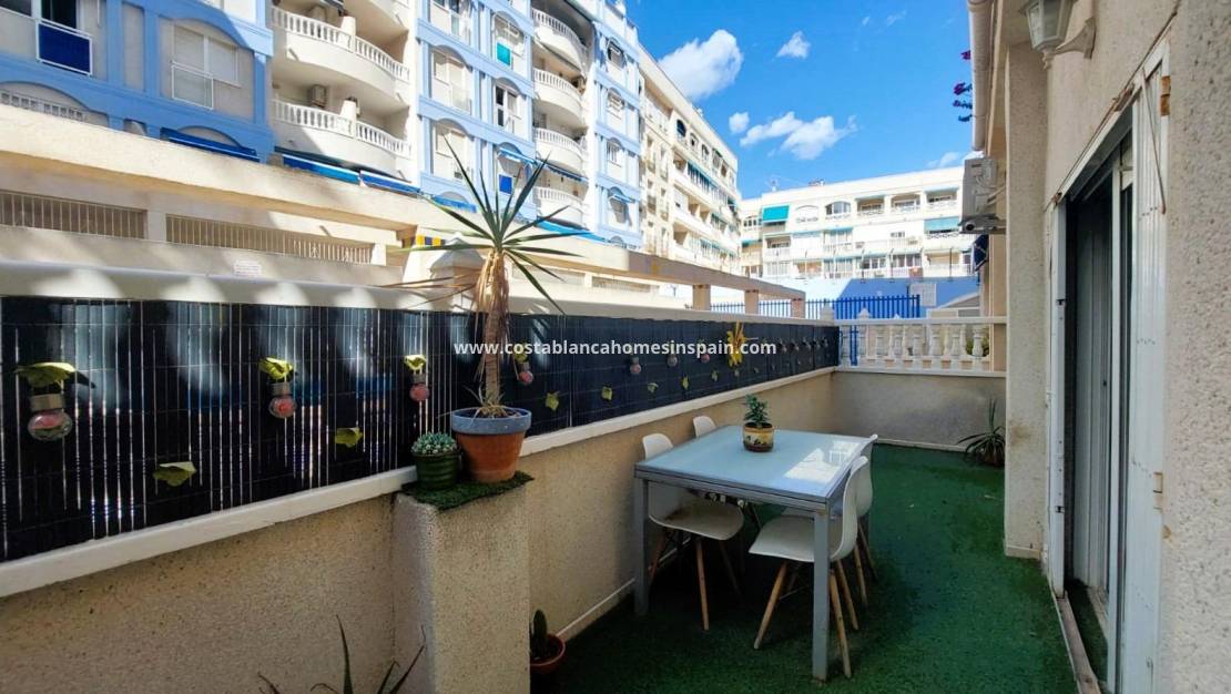 Revente - Ground Floor - Torrevieja - Playa de los Locos