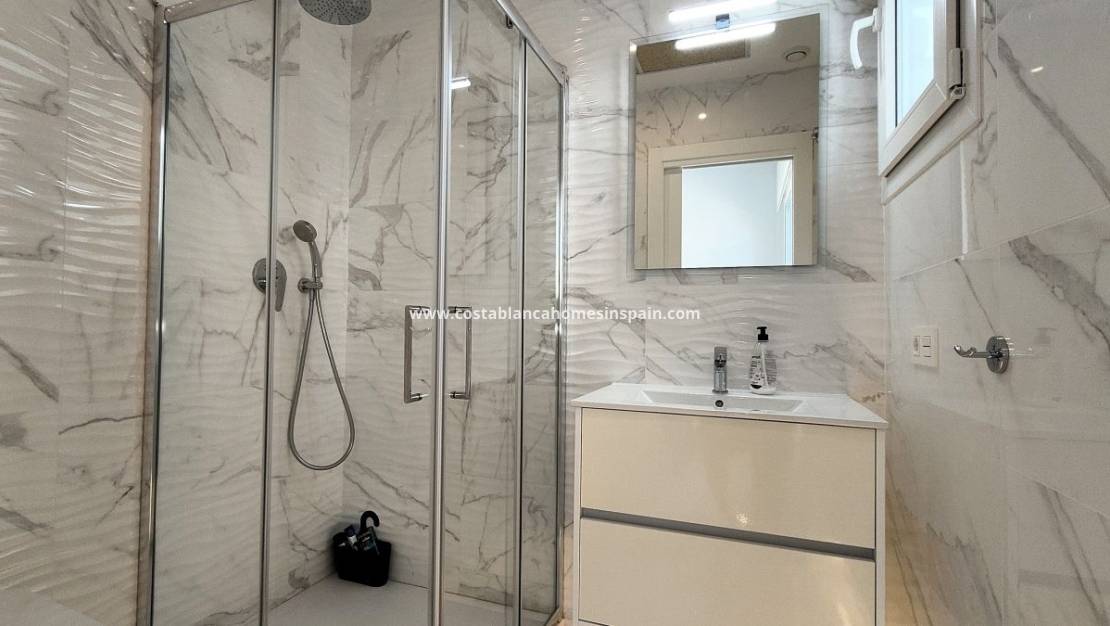 Revente -  - La Mata