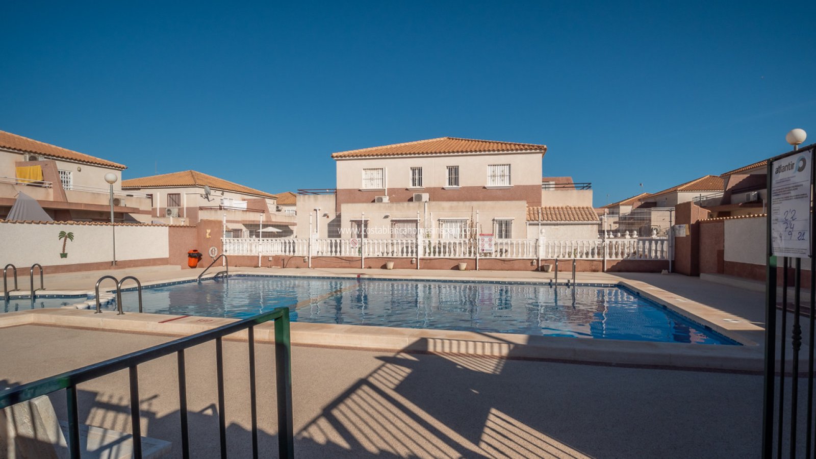 Revente - Semi - Detached Villa - Cabo Roig - La Regia