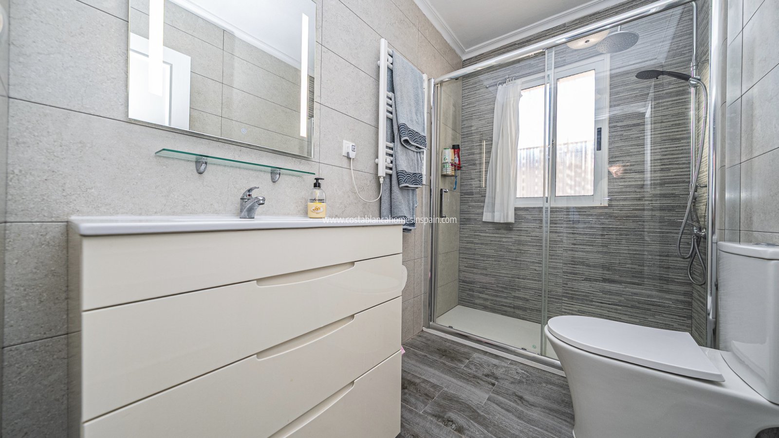 Revente - Semi - Detached Villa - Cabo Roig - La Regia