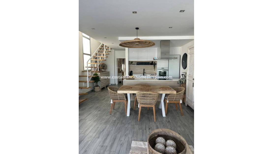 Revente - Semi - Detached Villa - Daya Vieja