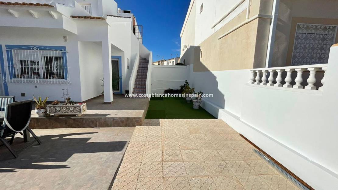 Revente - Semi - Detached Villa - La Florida
