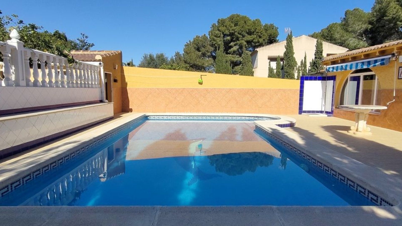 Revente - Semi - Detached Villa - LOS BALCONES