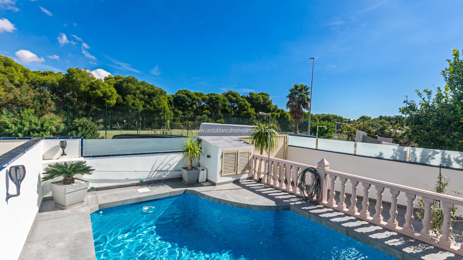 Revente - Semi - Detached Villa - Mil Palmeras - Riomar