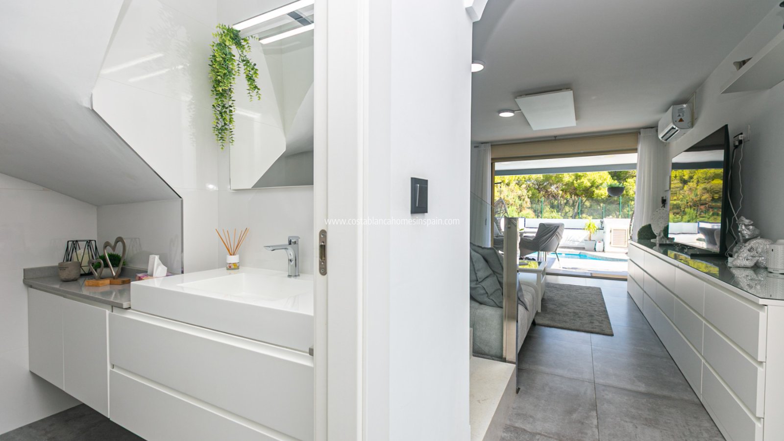 Revente - Semi - Detached Villa - Mil Palmeras - Riomar