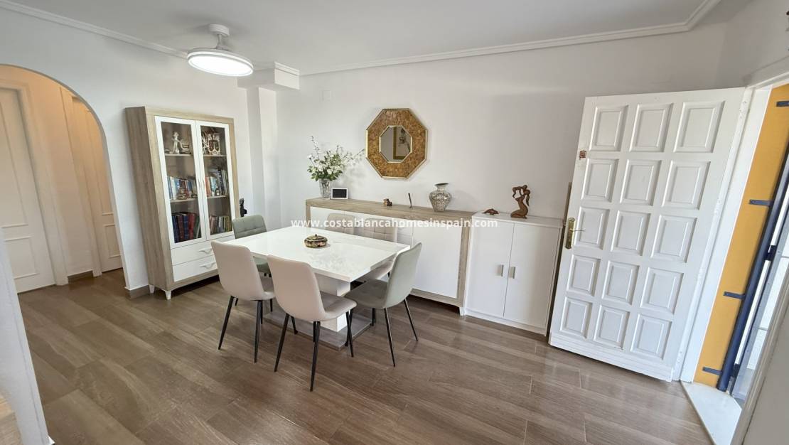 Revente - Semi - Detached Villa - Orihuela Costa - La Zenia