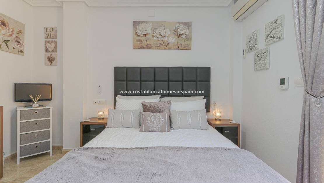 Revente - Semi - Detached Villa - Orihuela Costa - Playa Flamenca