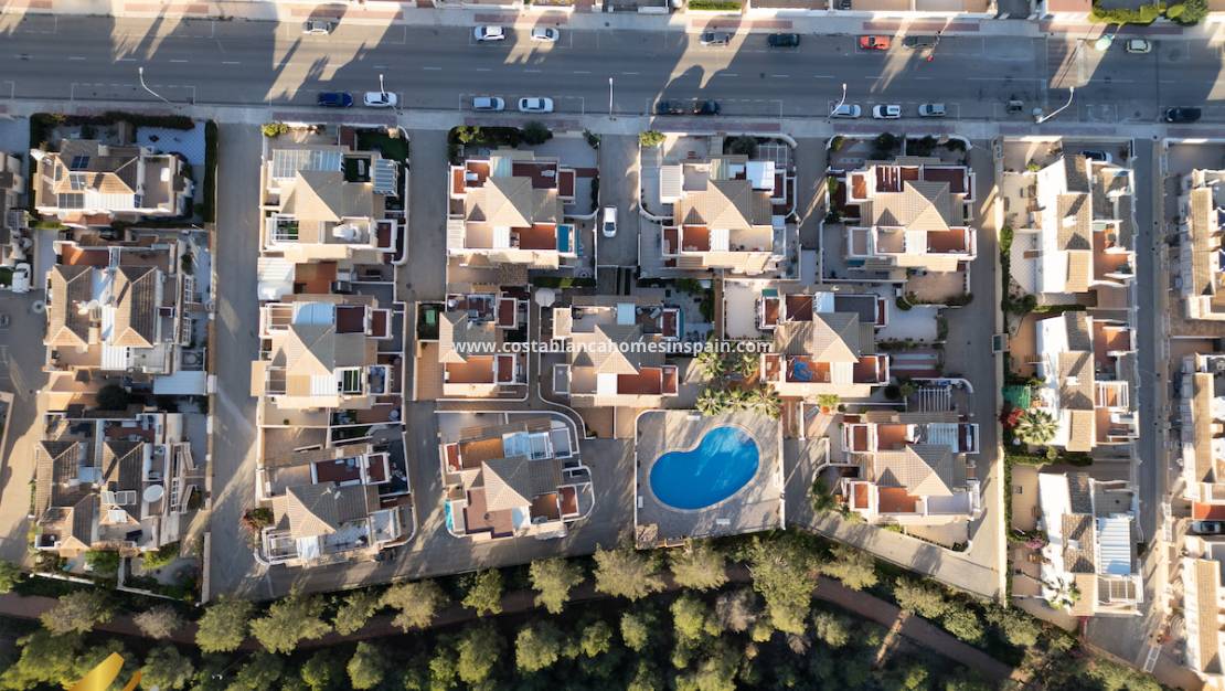 Revente - Semi - Detached Villa - Playa Flamenca - Costa Blanca South