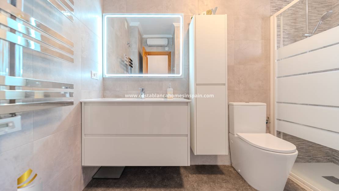 Revente - Semi - Detached Villa - Playa Flamenca - Costa Blanca South