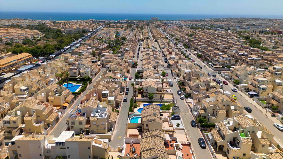 Revente - Semi - Detached Villa - Playa Flamenca - Costa Blanca South