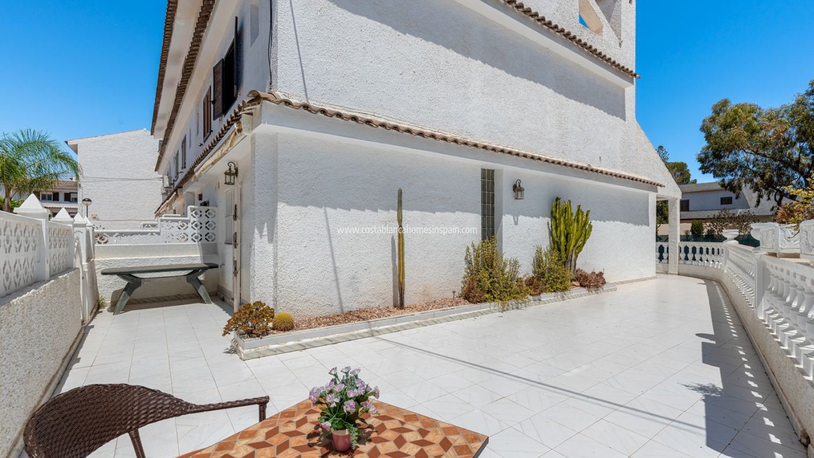 Revente - Semi - Detached Villa - Punta Prima