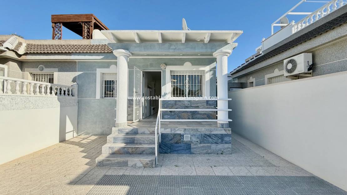 Revente - Semi - Detached Villa - Torrevieja - El chaparral