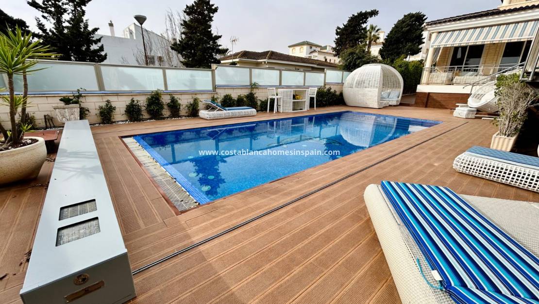 Revente - Semi - Detached Villa - Torrevieja - La Mata