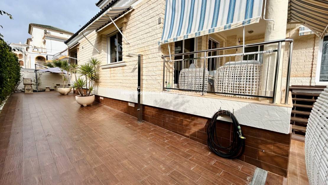 Revente - Semi - Detached Villa - Torrevieja - La Mata