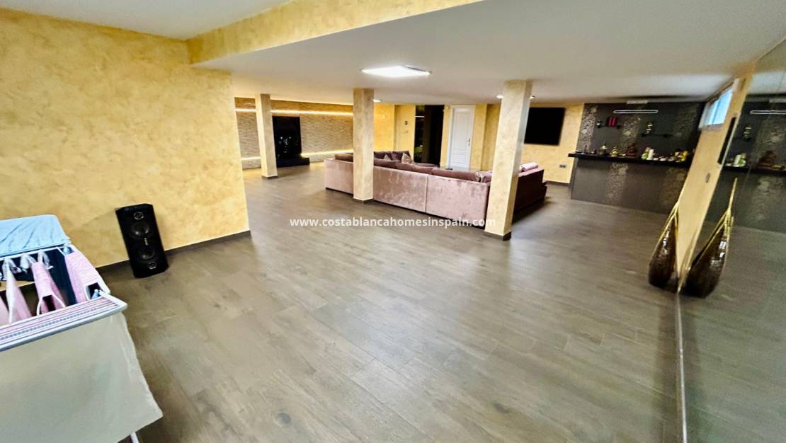 Revente - Semi - Detached Villa - Torrevieja - La Mata