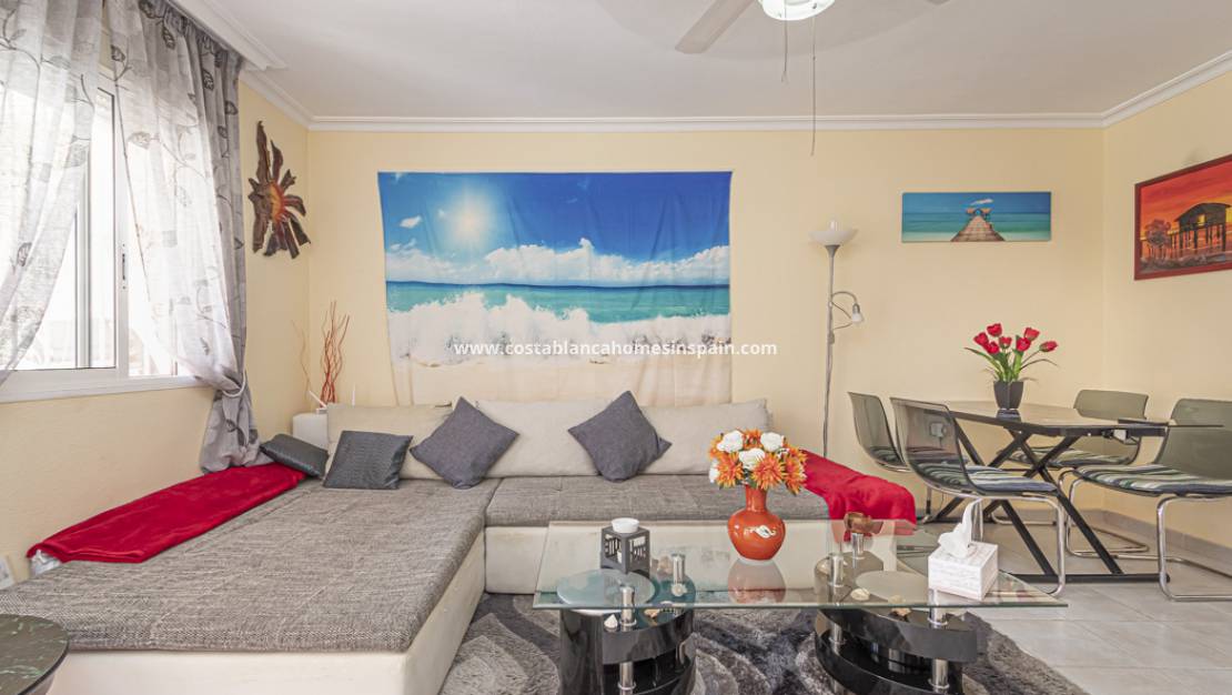 Revente - Semi - Detached Villa - Torrevieja - La Siesta