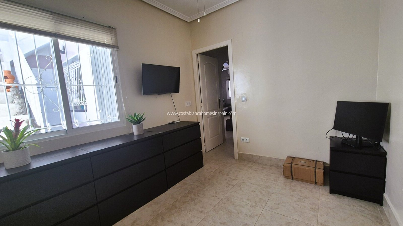 Revente - Semi - Detached Villa - Villamartin - Costa Blanca