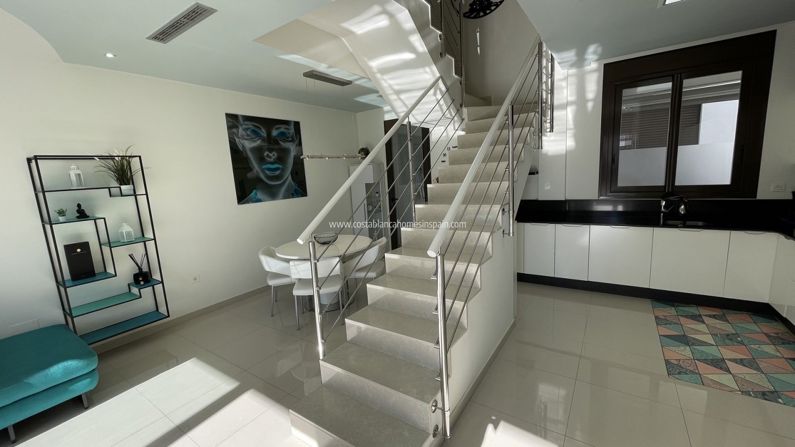 Revente - Semi - Detached Villa - Villamartin