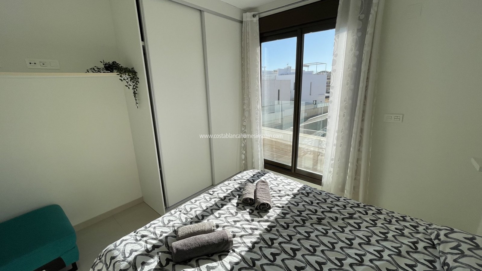 Revente - Semi - Detached Villa - Villamartin