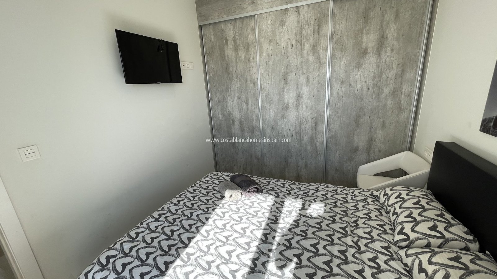 Revente - Semi - Detached Villa - Villamartin