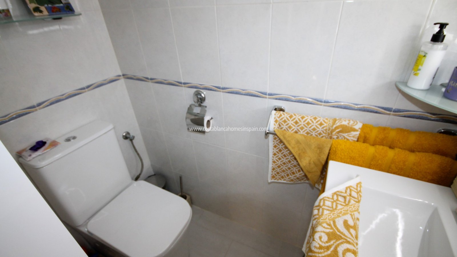 Revente - Semi - Detached Villa - Villamartin